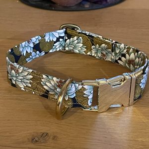 Collier en tissus fleur de lotus